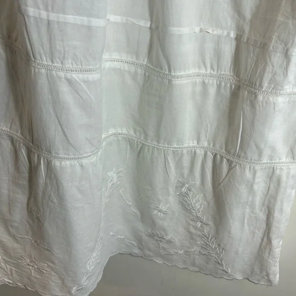 VICTORIAN CLASSICS Sz M Gown Embroidered Ruffle Hem 100% Cotton Made in India - Picture 7 of 10